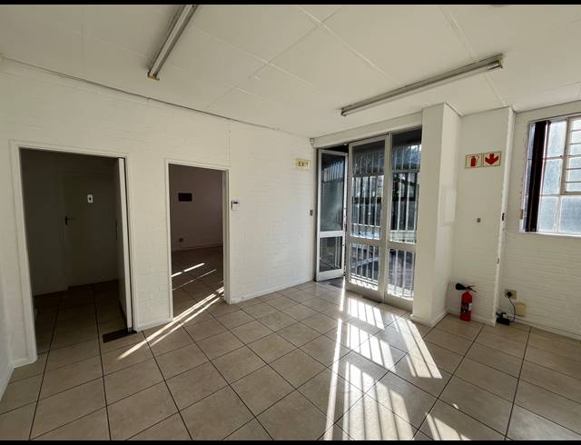 474M² WAREHOUSE TO LET IN MAITLAND